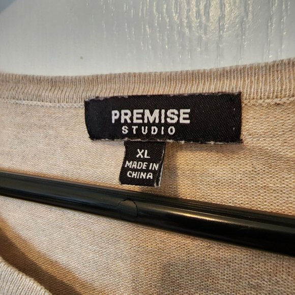 Premise Studio Beige 8 Button Lightweight Cardigan XL - Picture 2 of 7